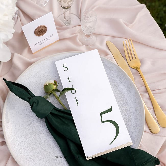 Numer na stół weselny